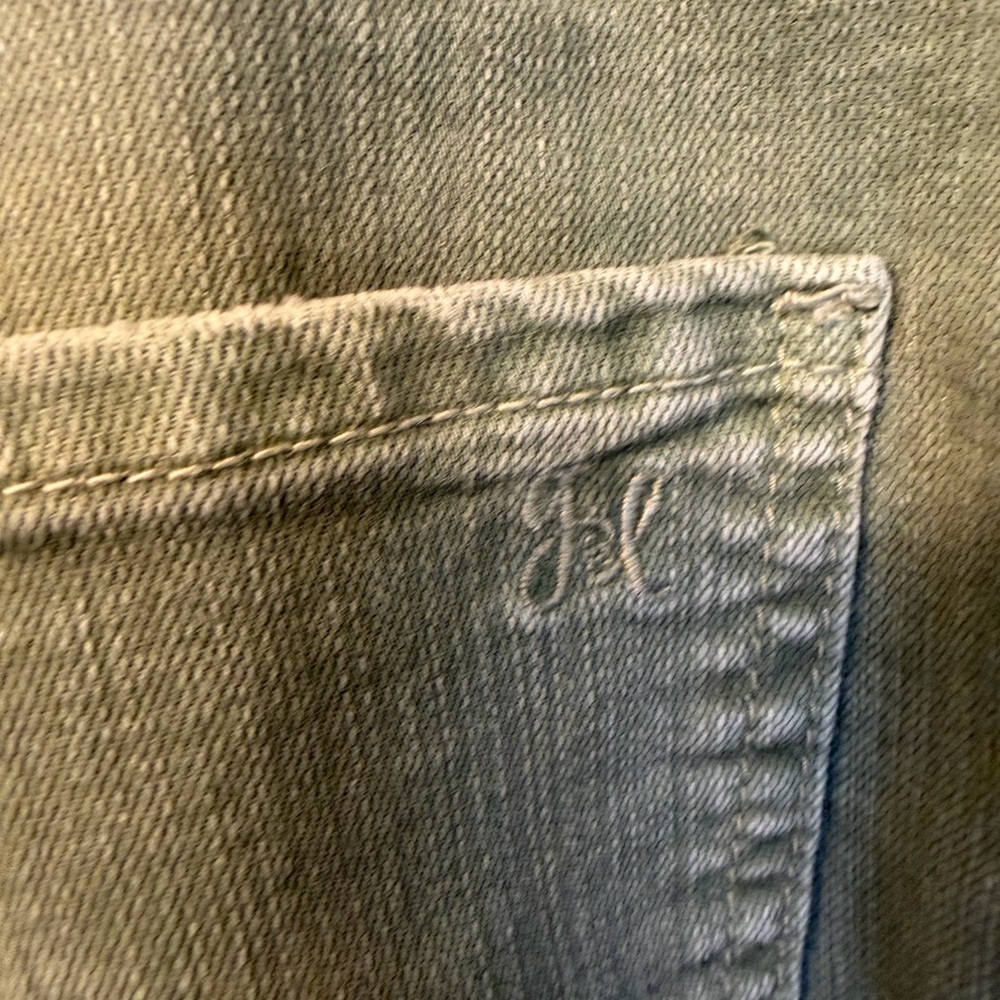 Grace & Lace Distressed Straight Leg Cropped Jeans - Picture 6 of 12